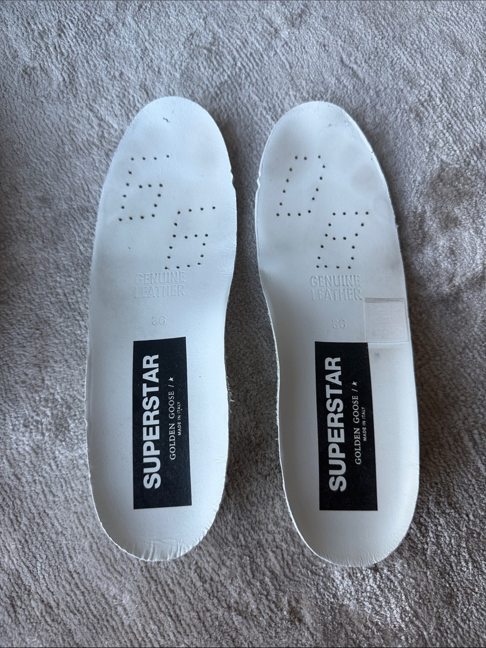 Golden Goose White Sneakers with Gray Laces and Gold Star - Picture 7 of 8